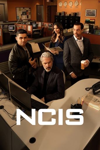 پوستر سریال NCIS (سرویس تحقیقات جنایی نیروی دریایی آمریکا)